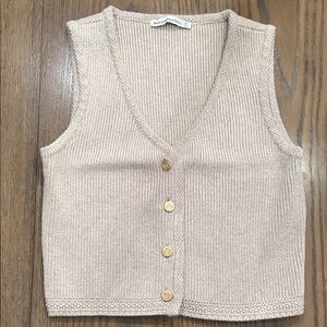 Abercrombie & Fitch Neutral Knit Button Vest - Beige with gold buttons @@